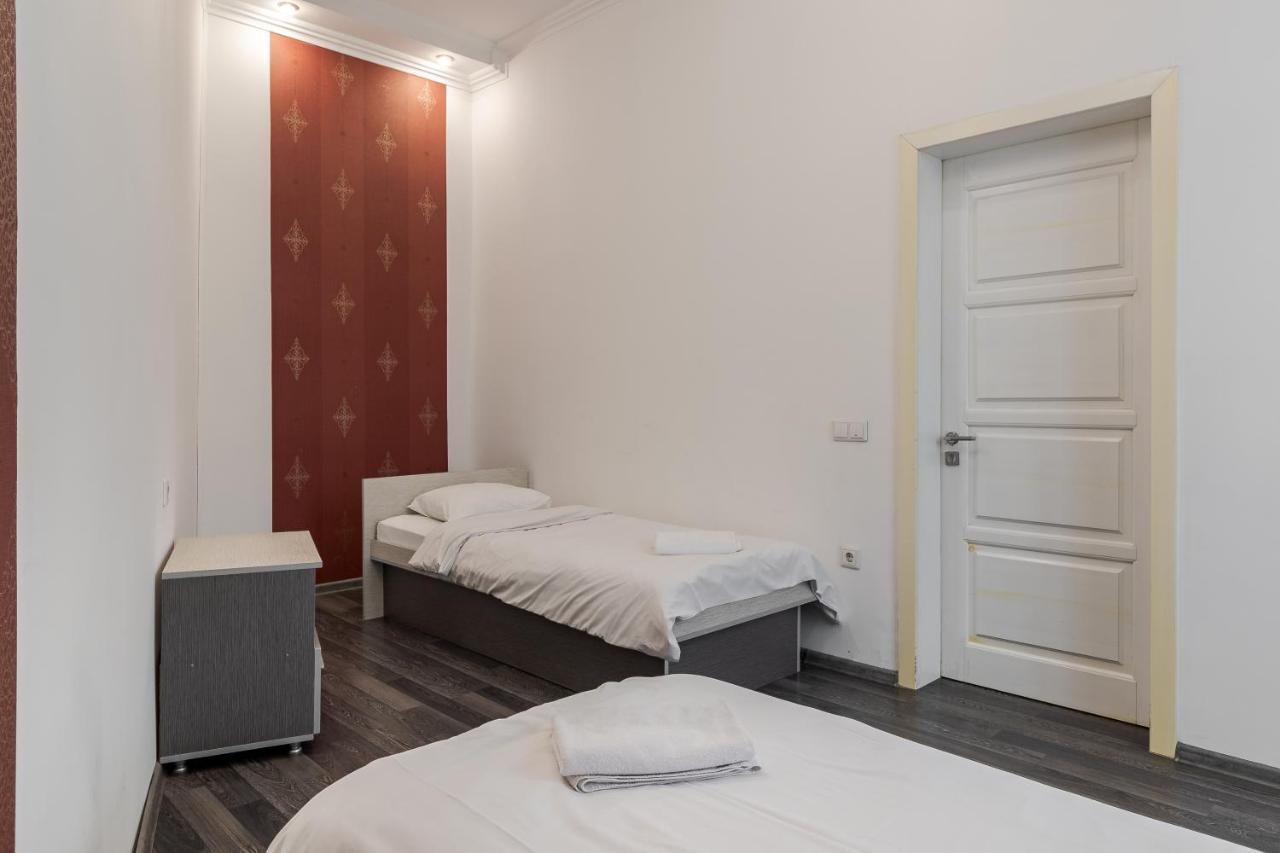 לבוב Halytska Apartment מראה חיצוני תמונה