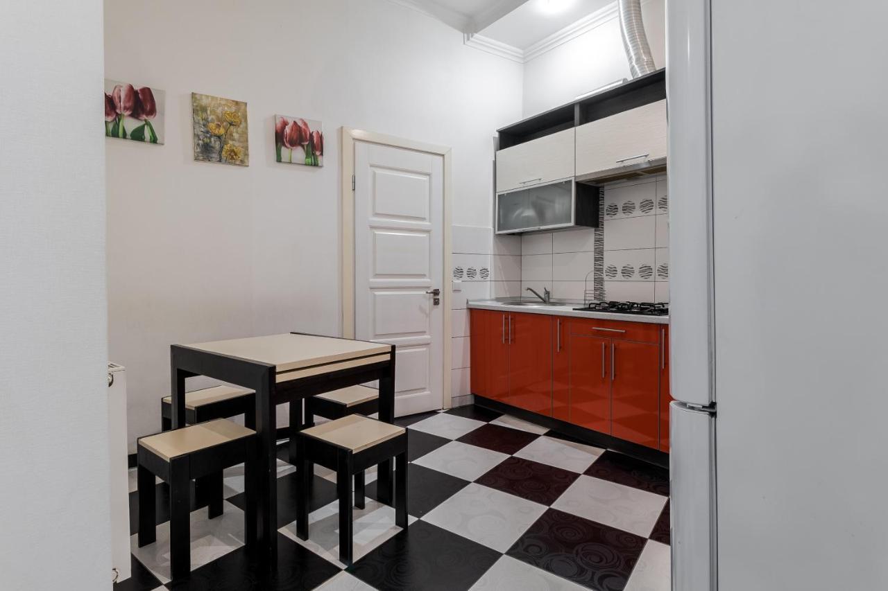 לבוב Halytska Apartment מראה חיצוני תמונה